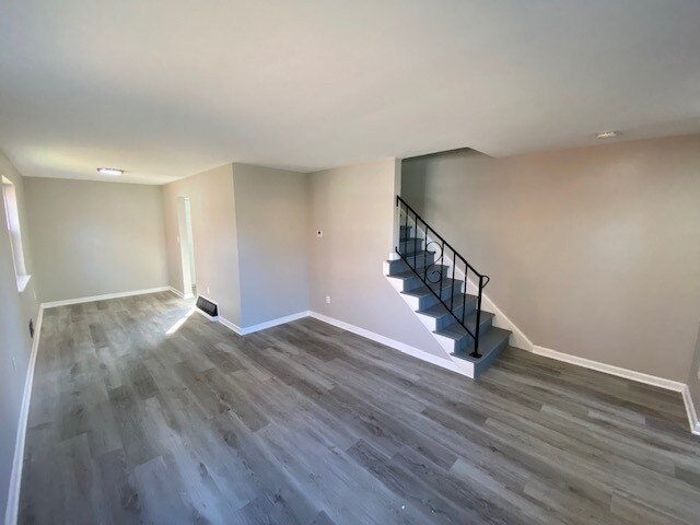 Foto del edificio - 2845 Bellwood Ave