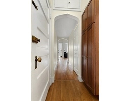 Foto del edificio - 1060 Beacon St