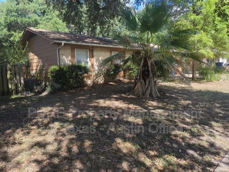 Primary Photo - 5204 Peppertree Pkwy