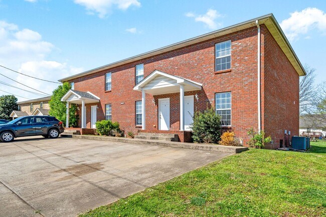 Foto del edificio - 375 Peabody Dr