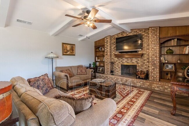 Foto del edificio - 5735 Emory St
