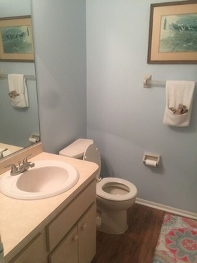 Foto del edificio - 1/1 furnished annual in downtown PG