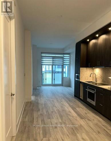 Photo du bâtiment - 470 Front St W