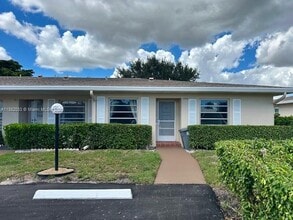 Building Photo - 8793 Warwick Dr