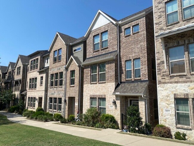 Foto del edificio - COMING NOVEMBER 1ST! EULESS DREAM HOME!