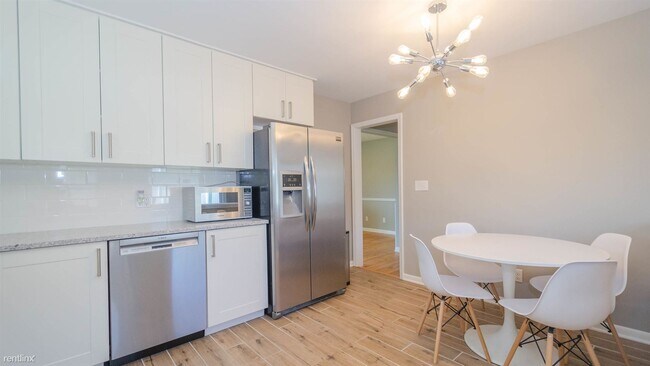 Building Photo - 3 br, 2 bath House - 1808 Weldon Blvd