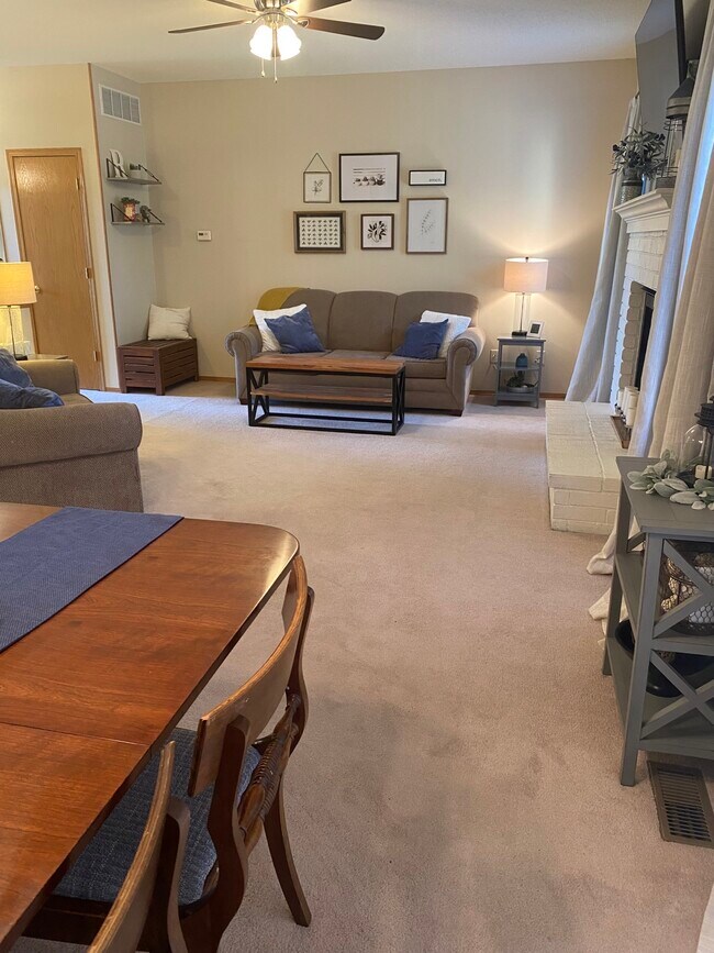 Foto del edificio - 11907 W Jewell St