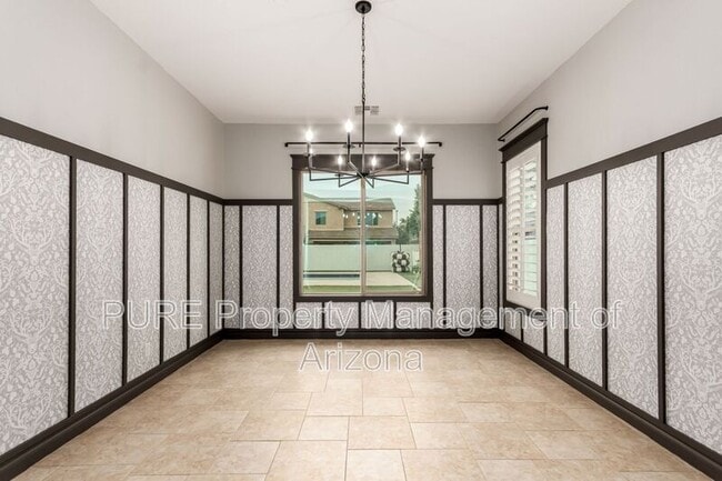 Photo - 3087 E Maplewood Ct House