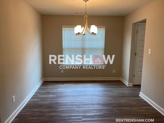 Building Photo - Home Sweet Home is calling! 3 bed / 2 bath...