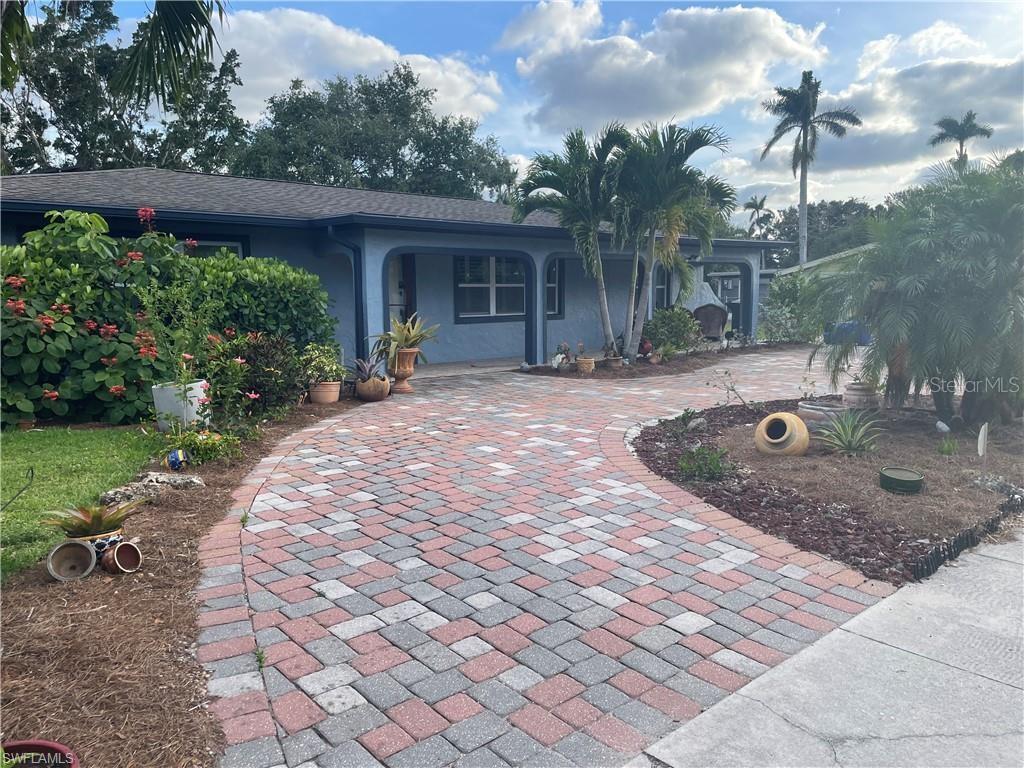 Foto principal - 1338 Bradford Rd