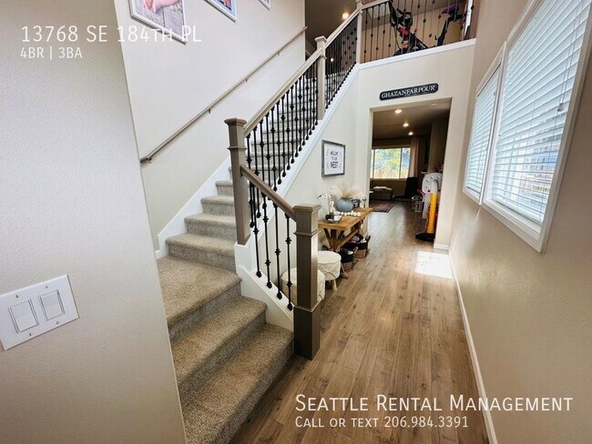 Building Photo - Renton - Updated 4 Bedroom / 2.5 Bath Home...