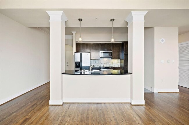 Building Photo - 3333 Allen Pkwy