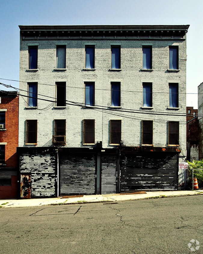 Foto del edificio - 1-7 Wells Ave