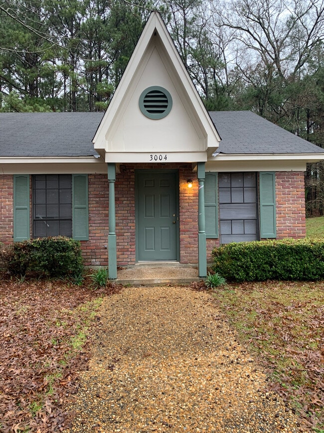 Building Photo - 3004 Zachry Ave