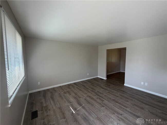 Foto del edificio - 7280 Cedar Knolls Dr