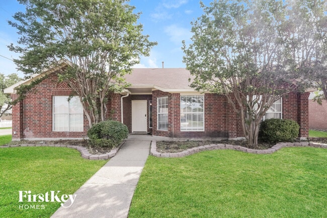 Building Photo - 2500 Crystal Falls Dr