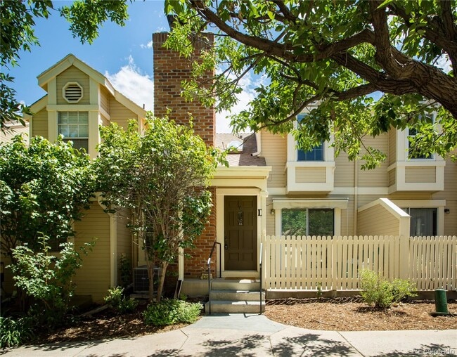 Building Photo - 2862 W Long Dr