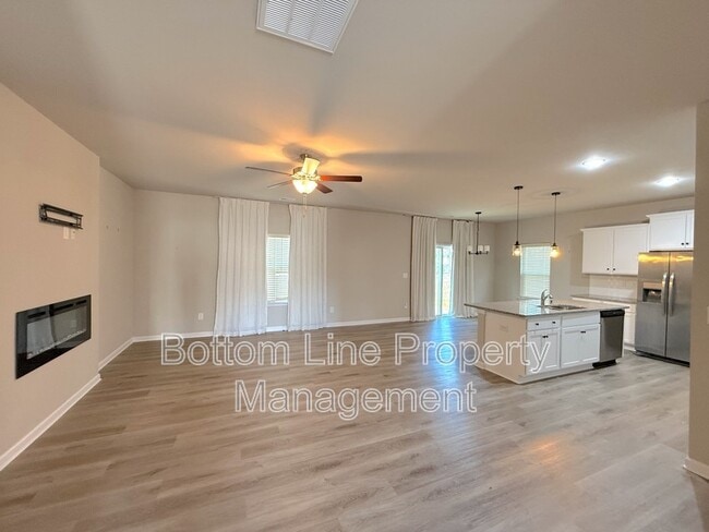 Foto del edificio - 8128 Stonemere Ln
