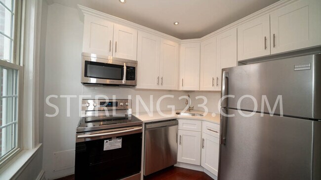 Foto del edificio - 2351 36th St