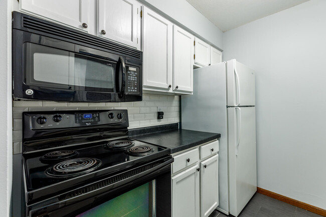Foto del edificio - 2801 W Broadway