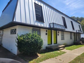 Building Photo - 2020 Watts Rd