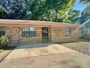 Building Photo - 6453 Maddox Rd