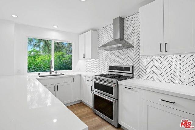 Building Photo - 7436 Del Zuro Drive, Los Angeles, CA 90046...