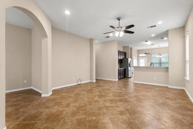 Building Photo - 105 Keo Keo Dr