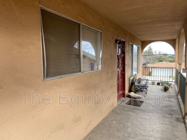 Foto del edificio - 1320 W Vassar Ave