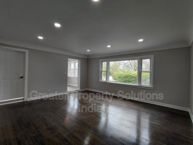 Foto del edificio - 9605 Kennedy Ave