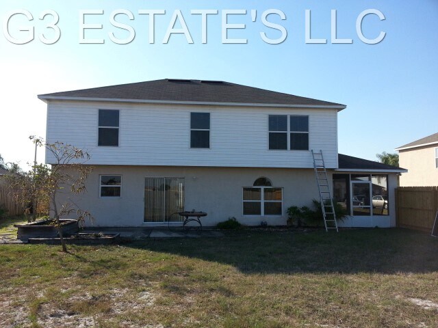 Building Photo - 5002 Strada Dr