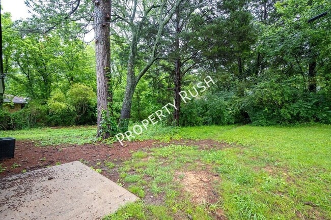 Building Photo - 7736 Holiday Hills Cir