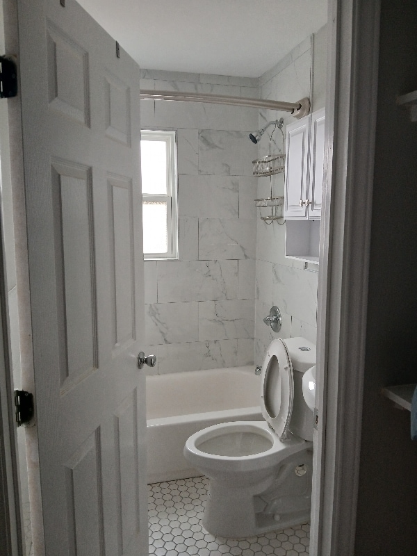 Building Photo - 1708 Ave B