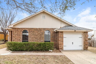 Building Photo - 6721 Rhea Ridge Dr