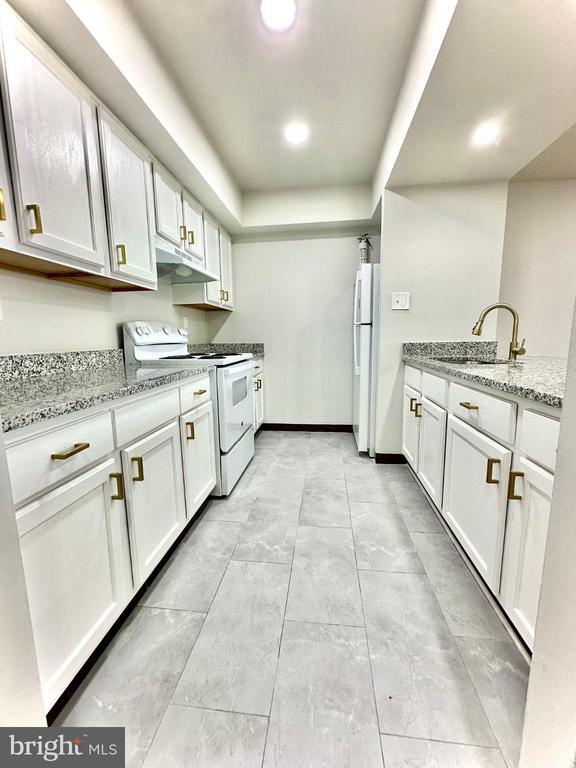 Foto del edificio - 3408 Rhawn St