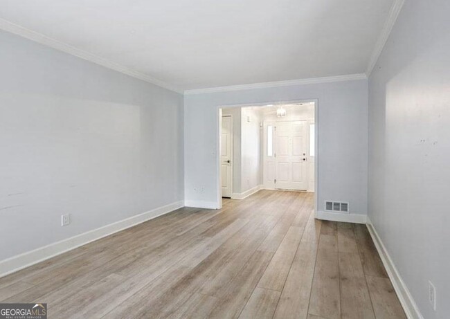 Building Photo - 370 Hickory Walk SW
