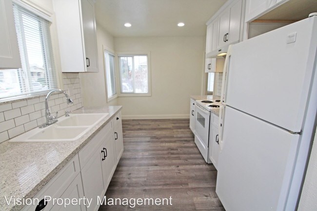 Building Photo - 2531 Buena Vista Ave