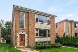 Building Photo - 1222 Austin St
