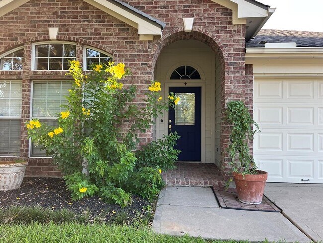 Foto del edificio - 19934 Upland Creek Dr