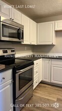 Building Photo - 4664 S Arlington Park Dr