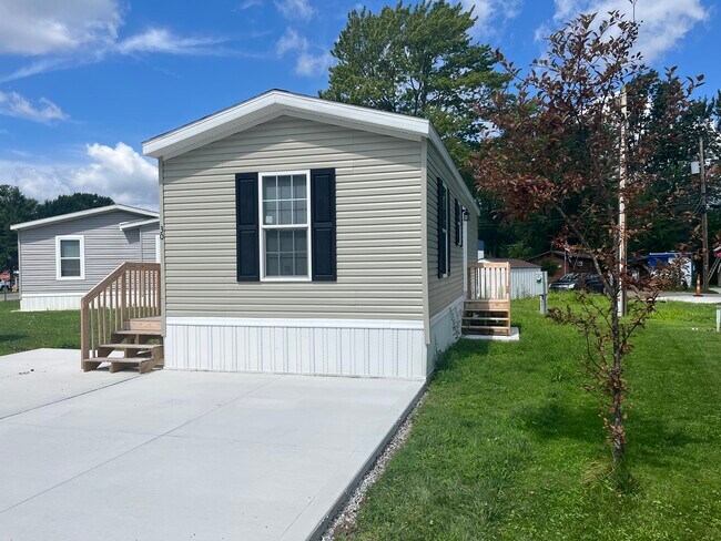 Foto del edificio - 6610 Lear Nagle Rd