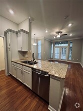 Building Photo - 5353 Memorial Dr