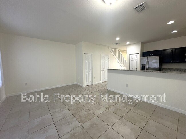 Building Photo - 11544 SW 151 Ave