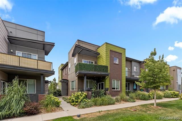 Primary Photo - 2065 W 67th Pl