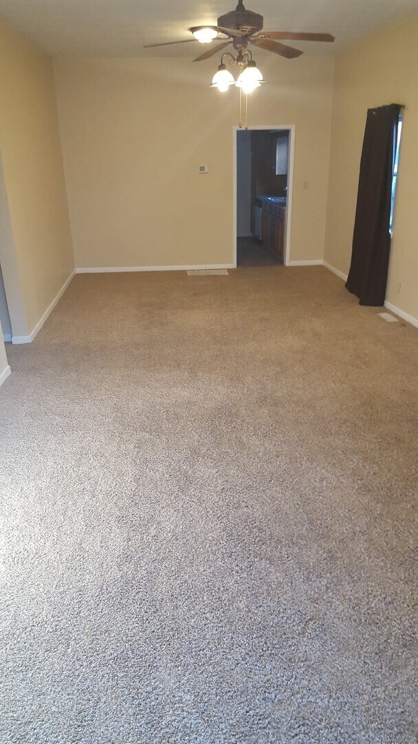 Building Photo - Rental in Marion, Coming Soon!