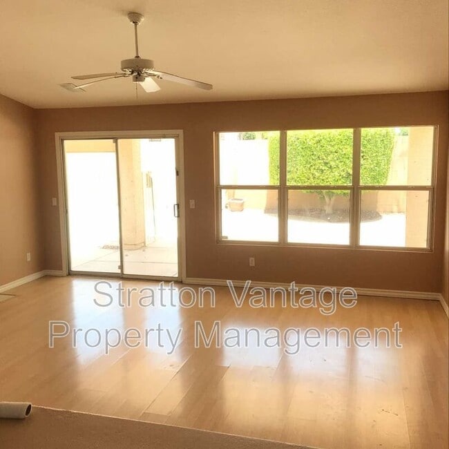 Building Photo - 6714 W Wahalla Ln