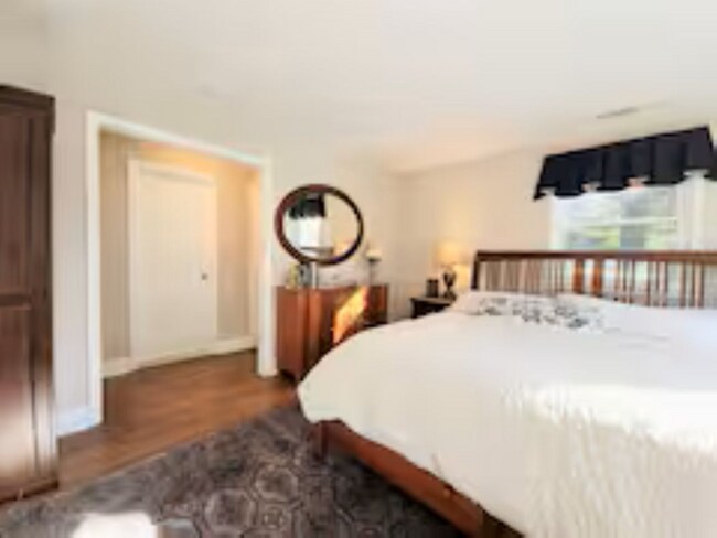 Foto del edificio - 9605 Singleton Dr