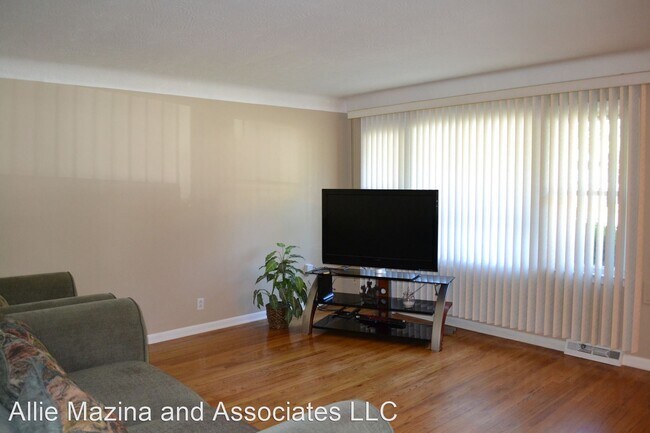 Foto del edificio - 3 br, 2 bath House - 1106 Homestead Rd