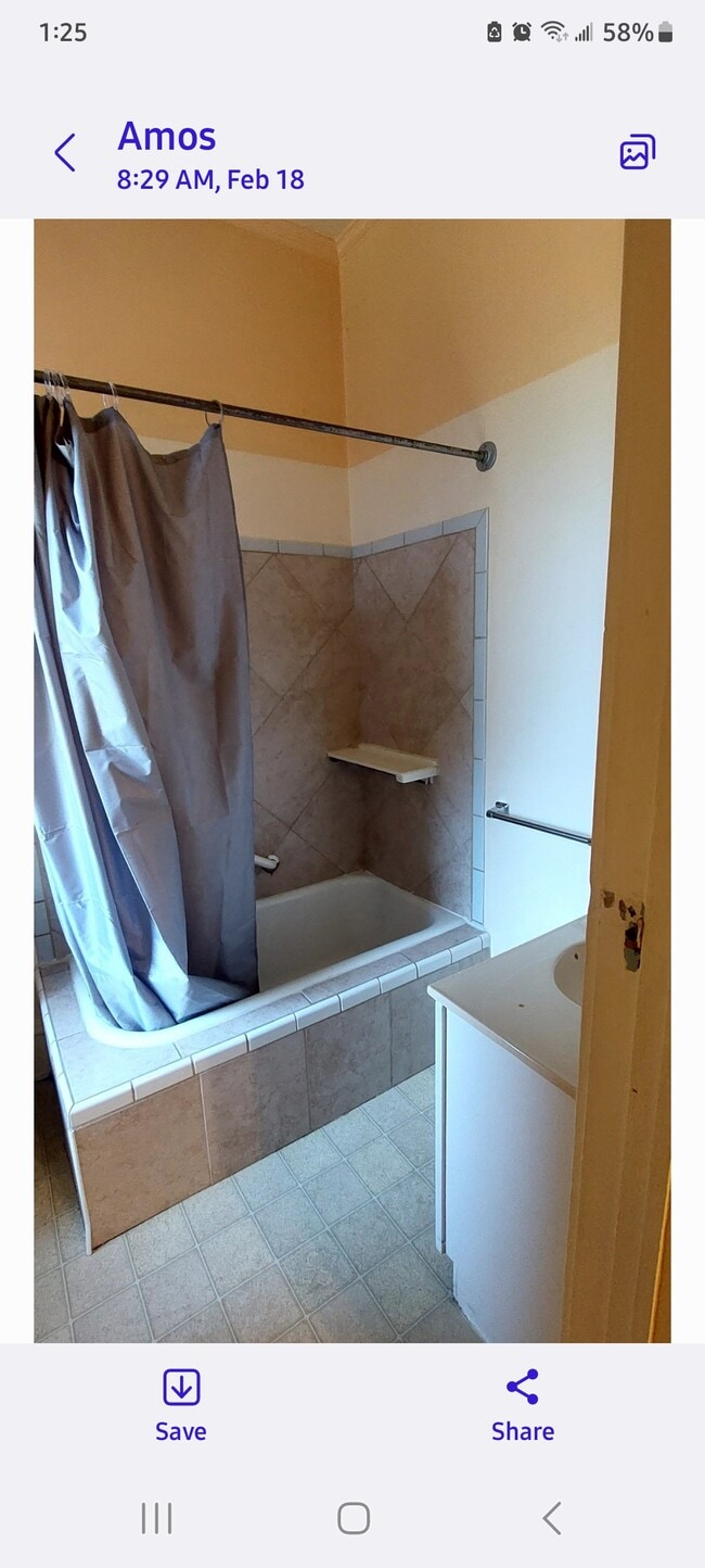 405 E Main St Unit 1 First Floor, New Holland, PA 17557 Apartments