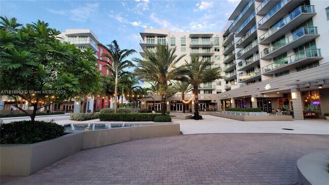 Foto del edificio - 7751 NW 107th Ave
